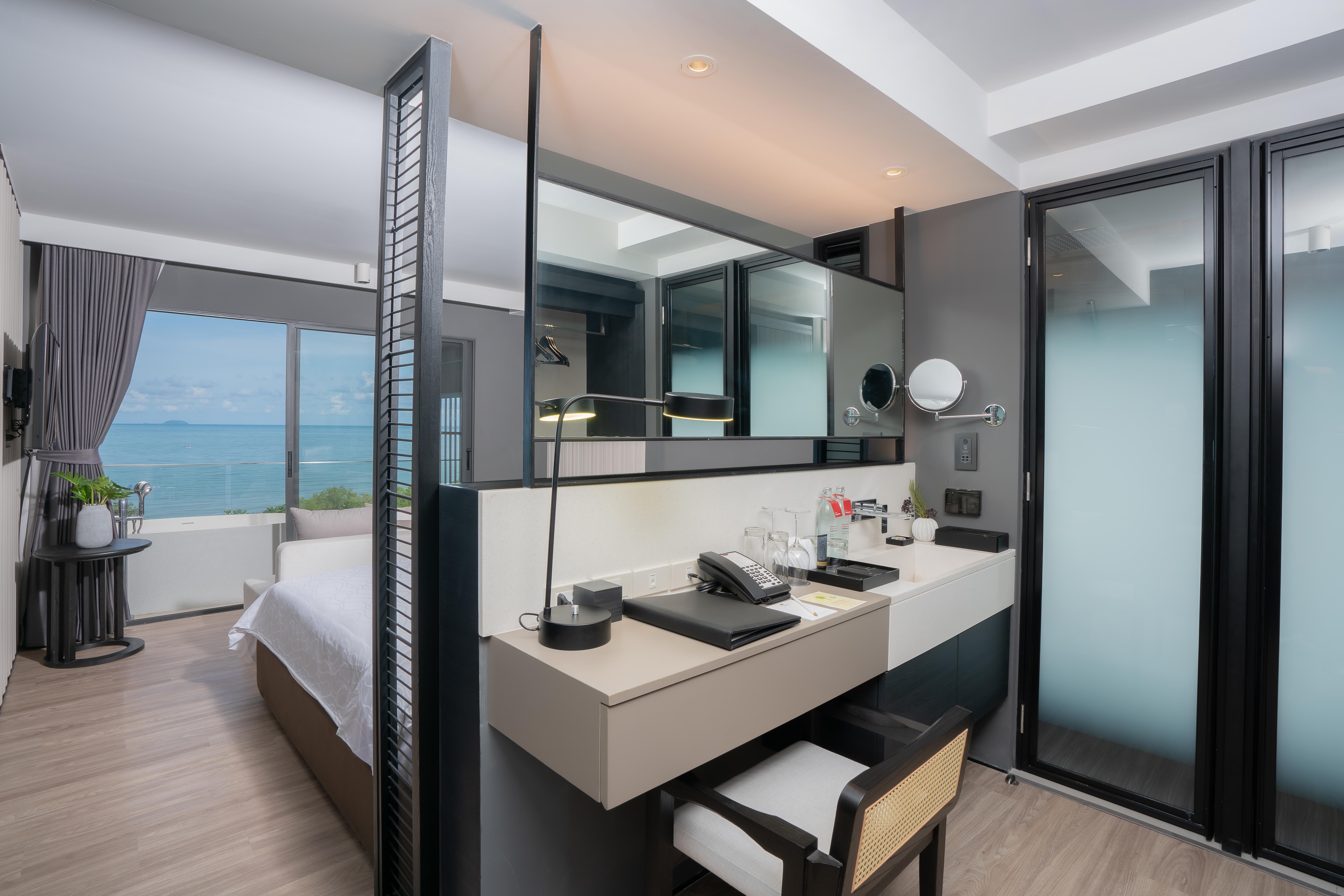 Bayphere Hotel Pattaya Jc Na Chom Thian Ngoại thất bức ảnh Deluxe Ocean View Room