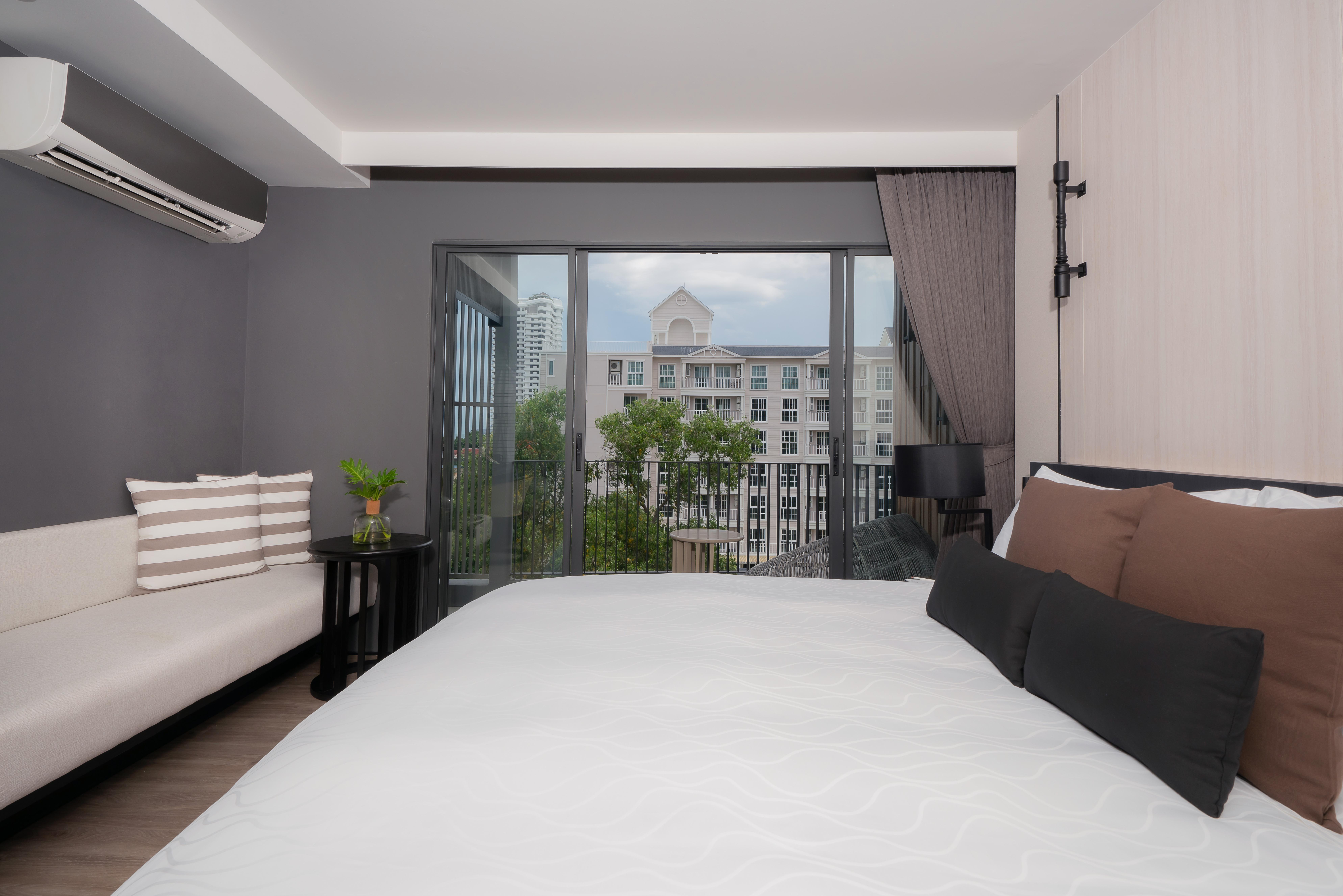 Bayphere Hotel Pattaya Jc Na Chom Thian Ngoại thất bức ảnh A bedroom at the hotel