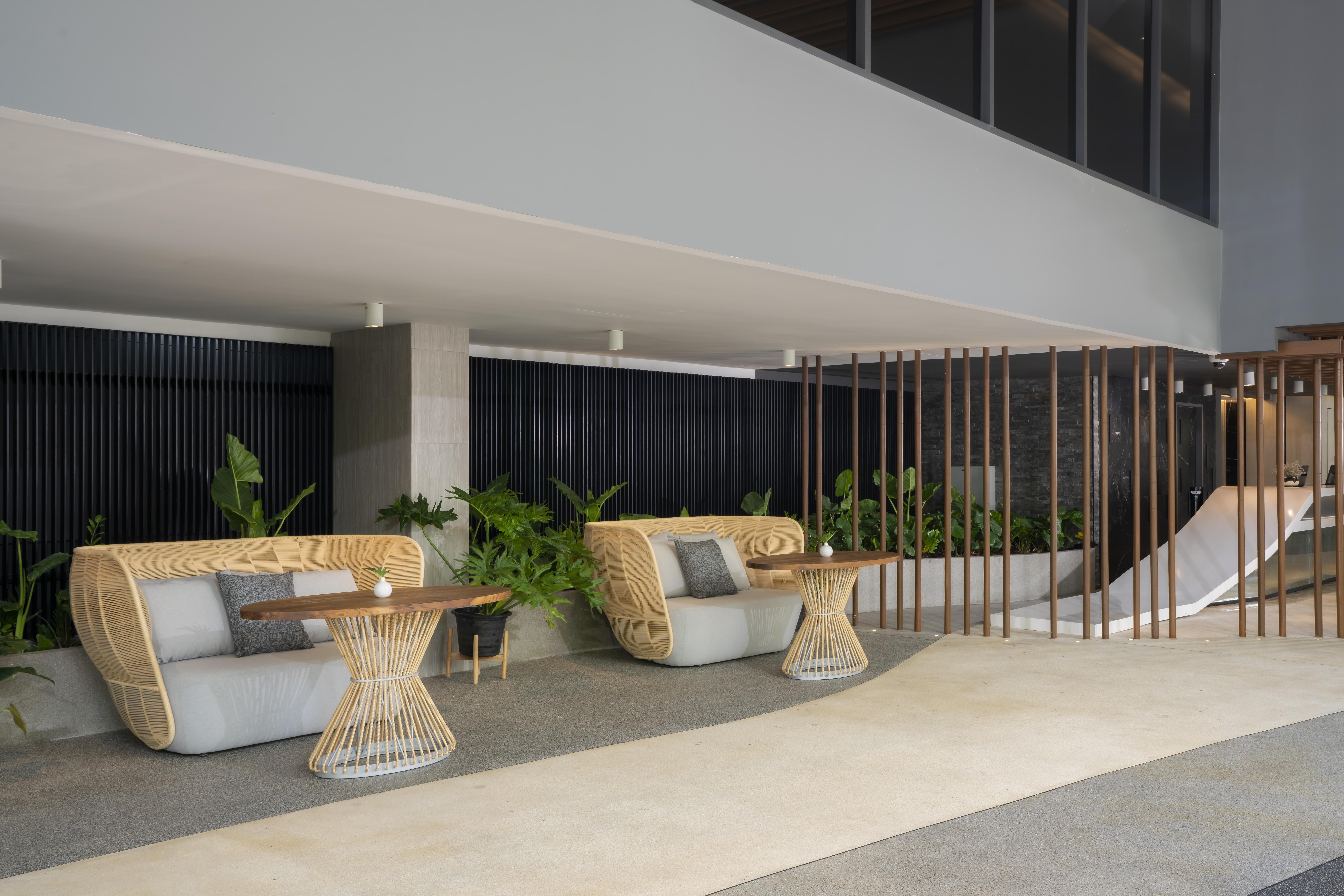 Bayphere Hotel Pattaya Jc Na Chom Thian Ngoại thất bức ảnh The interior of the airport