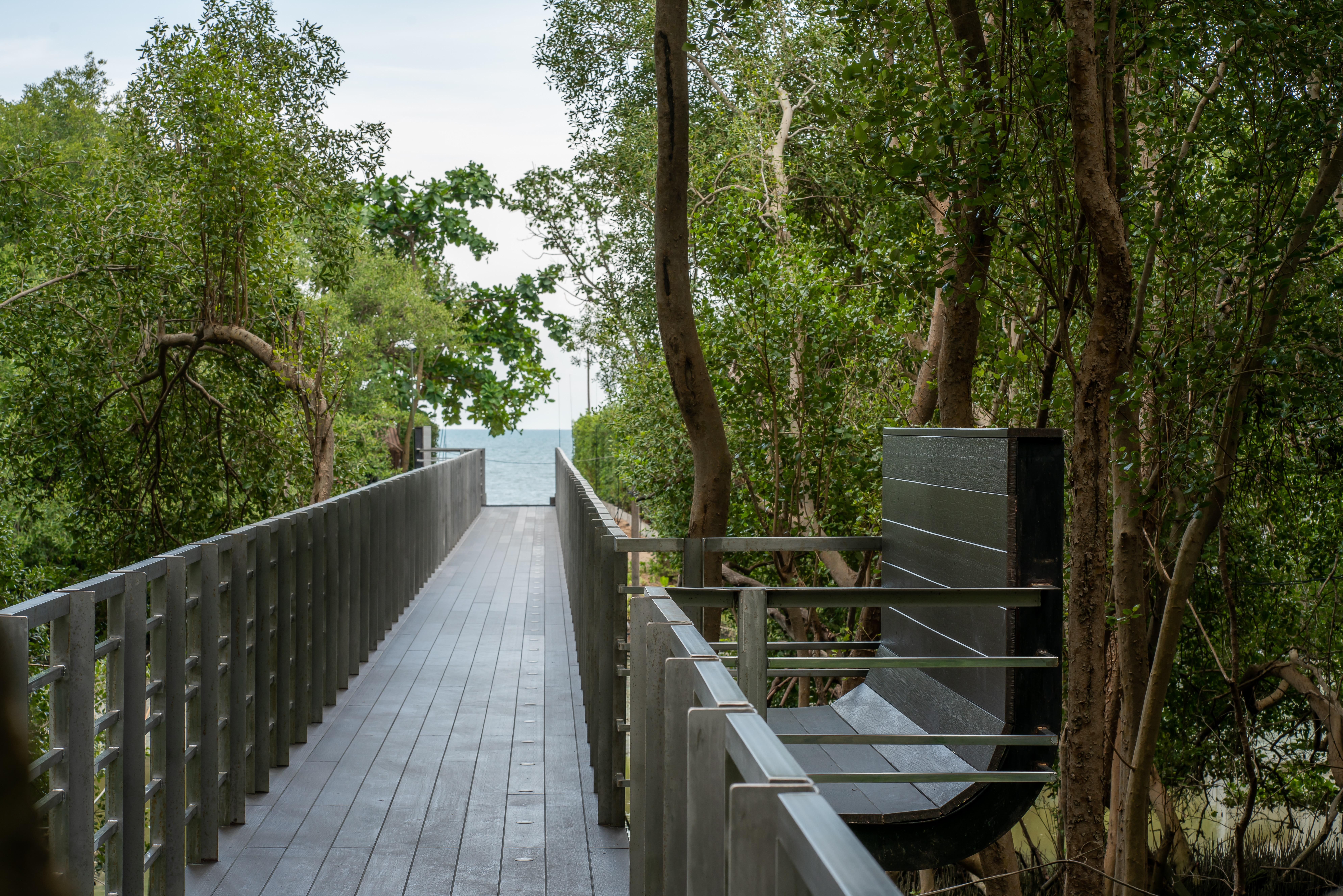 Bayphere Hotel Pattaya Jc Na Chom Thian Ngoại thất bức ảnh The Treetop Walkway